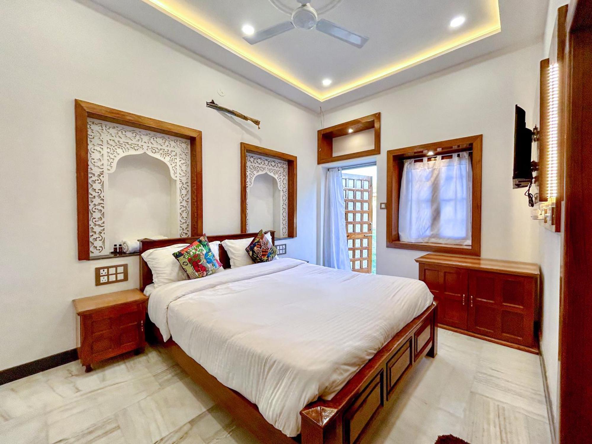 Hotel Vasudev Niwas Jaisalmer Exteriör bild
